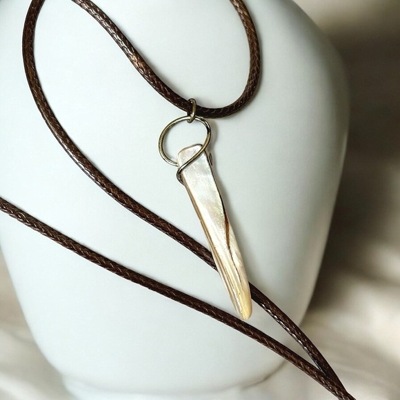 5 For $25💫Mother of Pearl Nautical Sea Shell Necklace Pendant - Picture 4 of 4